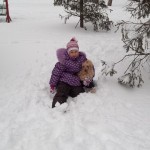 Зимние валялки-обнималки Даши и Лики